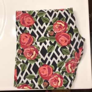 LulaRoe Unicorn Rose Trellis Leggings TC